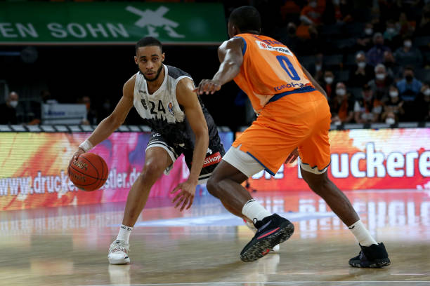 我可以帮你 我可以帮你